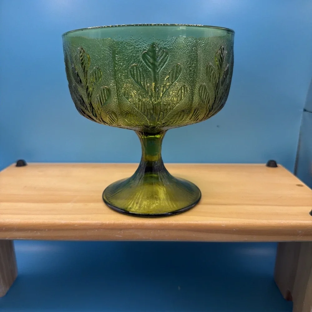 Vtg 1978 Olive Avocado Green Pressed Glass Oak Leaf Design Pedestal Vase Dish